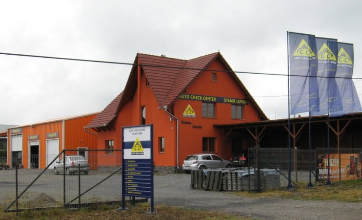 1401798733ACC_Stejar_Lupeni_002.jpg