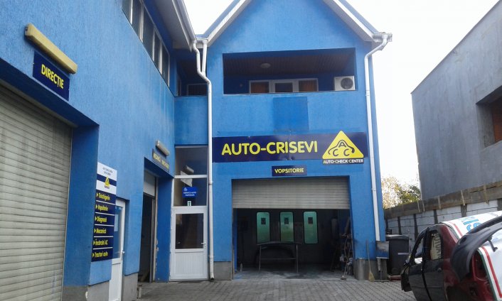 1447749079crisevi2.jpg